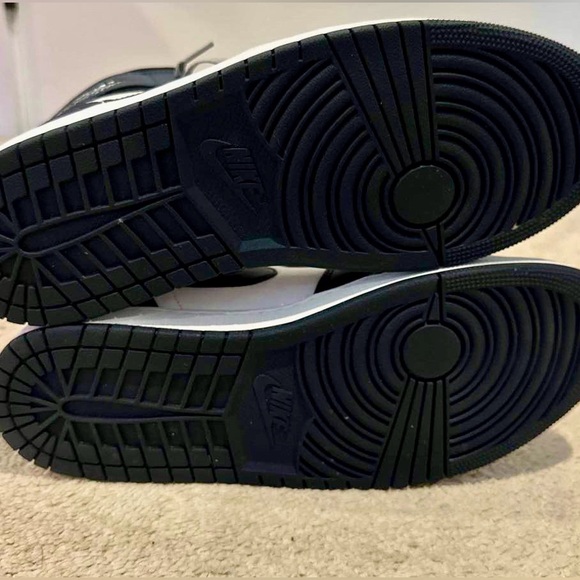 Men’s Jordan 1 Mid Armory Navy Size 11.5 - Picture 5 of 6